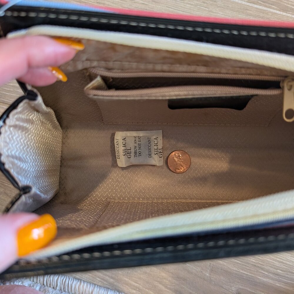 Kate Spade Purse - Picture 6 of 9